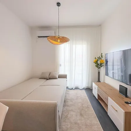 Z - New Building - Fast Wi-fi Podgorica